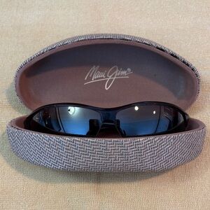 Maui Jim Brown polarized Sunglasses with Woven Case